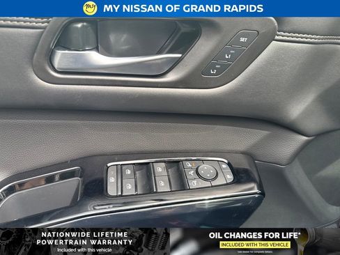 New 2026 Nissan Pathfinder Platinum AWD/4WD image 18