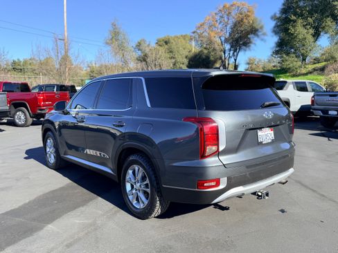 Used 2021 Hyundai Palisade SE image 8