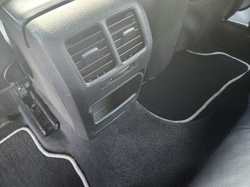 Used 2013 Volkswagen Golf R 2-Door image 24