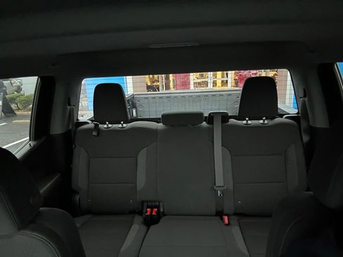 Used 2024 Chevrolet Silverado 1500 Custom image 26