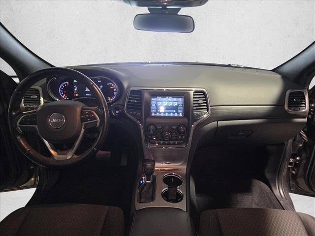Used 2021 Jeep Grand Cherokee Laredo AWD/4WD image 9