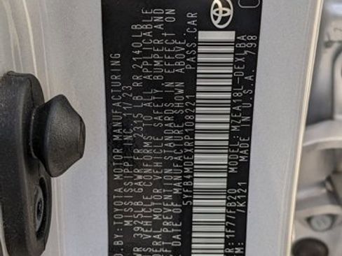 Used 2024 Toyota Corolla LE FWD image 23