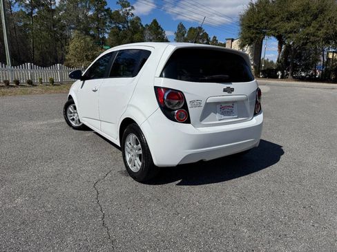 Used 2014 Chevrolet Sonic LT image 32