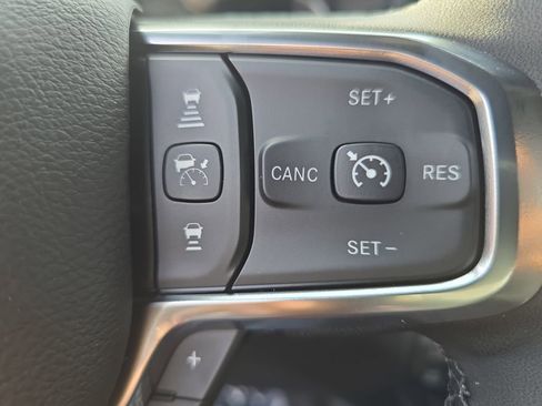New 2026 RAM 1500 Laramie AWD/4WD image 18