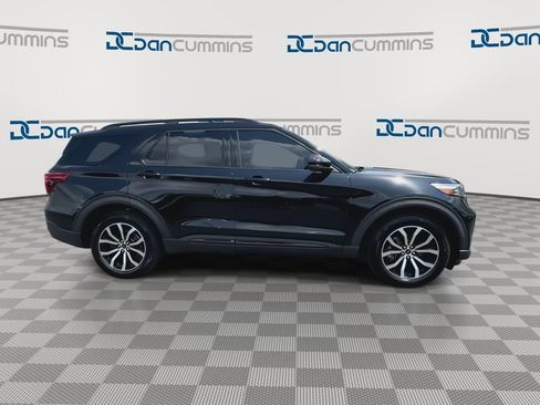 Used 2020 Ford Explorer ST AWD/4WD image 2