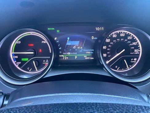 Used 2021 Toyota Camry XSE w/ Cold Weather Package image 24