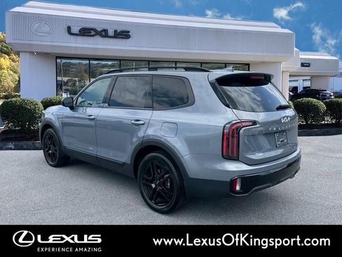 Used 2024 Kia Telluride SX X-Line image 3