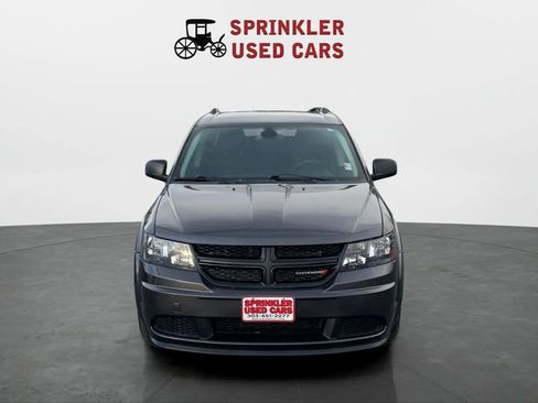 Used 2020 Dodge Journey SE w/ Blacktop Package image 2
