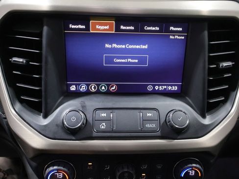Used 2020 GMC Acadia Denali w/ Denali Ultimate Package AWD/4WD image 27
