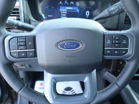 New 2026 Ford F250 Lariat w/ FX4 Off-Road Package image 2