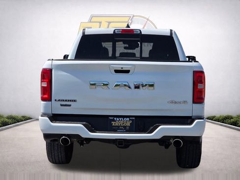 Used 2025 RAM 1500 Laramie w/ Sport Appearance Package AWD/4WD image 7