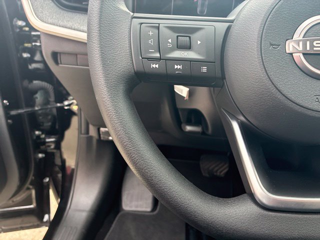 Used 2026 Nissan Kicks S FWD image 22