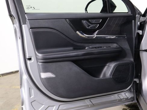 Used 2022 Lincoln Corsair FWD image 19