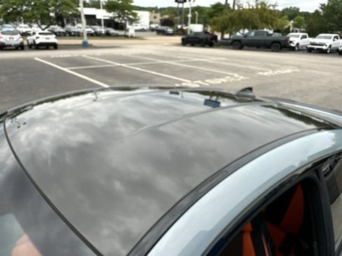 Used 2022 BMW M4 Coupe w/ Executive Package RWD image 5