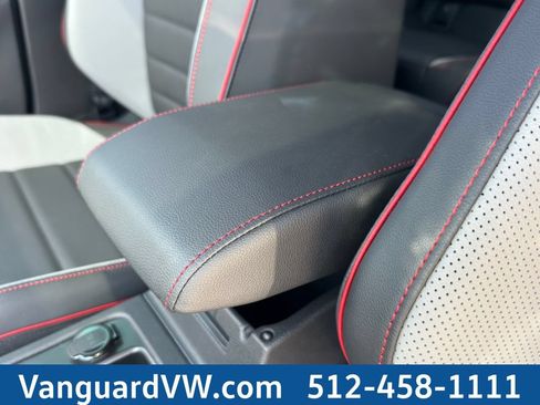 New 2026 Volkswagen GTI SE FWD image 15