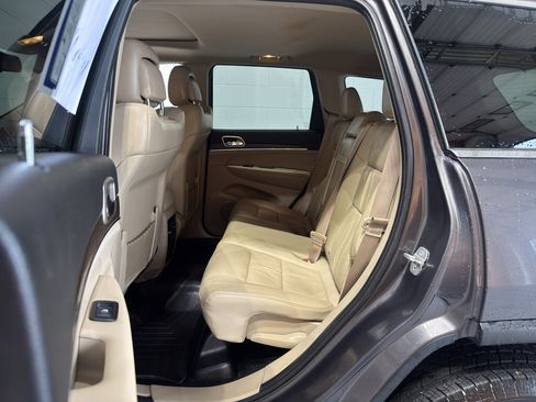 Used 2014 Jeep Grand Cherokee Limited AWD/4WD image 10