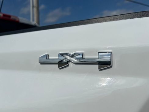 New 2026 GMC Canyon Elevation image 10