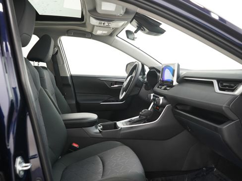 Used 2025 Toyota RAV4 XLE w/ Convenience Package AWD/4WD image 13
