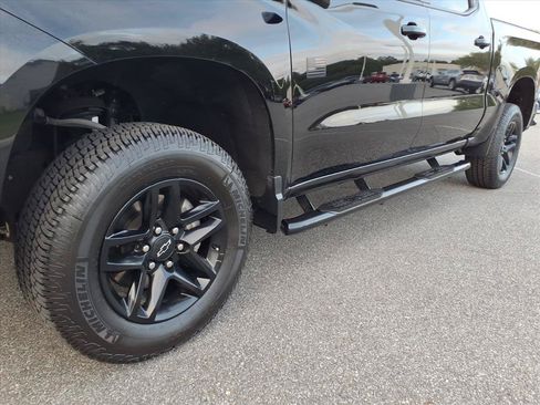Used 2023 Chevrolet Silverado 1500 LT Trail Boss w/ Convenience Package II AWD/4WD image 10