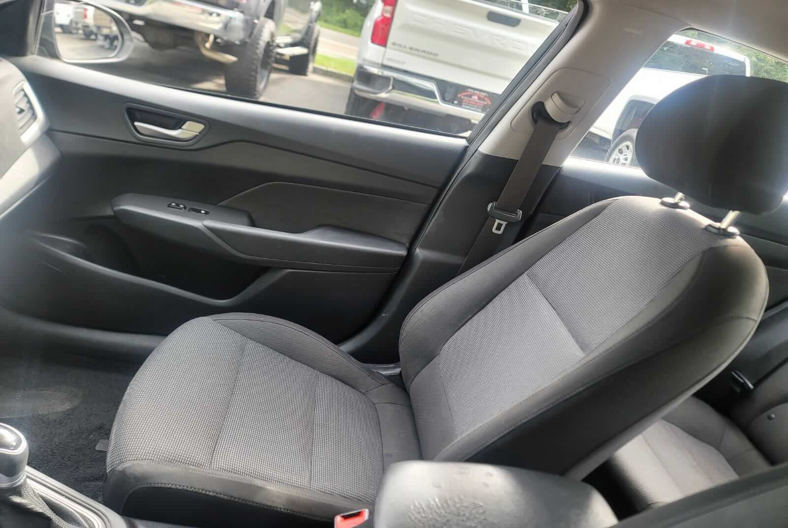 Used 2019 Hyundai Accent SEL FWD image 6