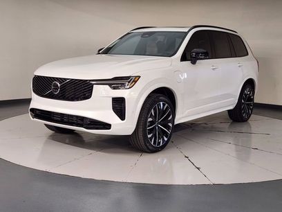 New 2026 Volvo XC90 T8 Ultra w/ Protection Package Premier