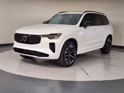 New 2026 Volvo XC90 T8 Ultra w/ Protection Package Premier AWD/4WD image 1