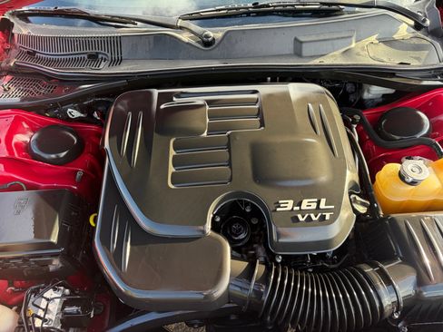 Used 2012 Dodge Challenger SXT Plus RWD image 31