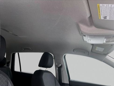 Used 2019 Volkswagen Tiguan S w/ Driver Assistance Package FWD image 17