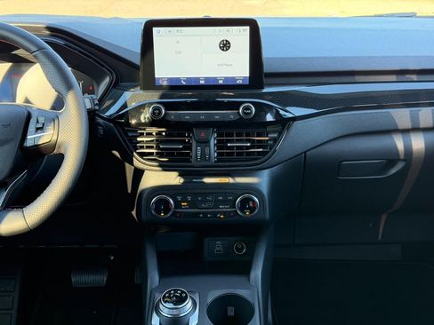 New 2026 Ford Escape ST-Line w/ Cold Weather Package image 8