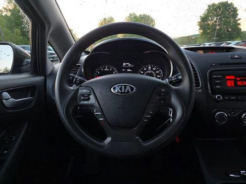 Used 2018 Kia Forte LX FWD image 22