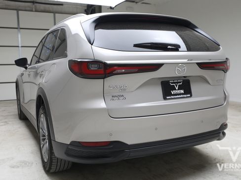 Used 2025 MAZDA CX-90 3.3 Turbo w/ Preferred Package AWD/4WD image 2