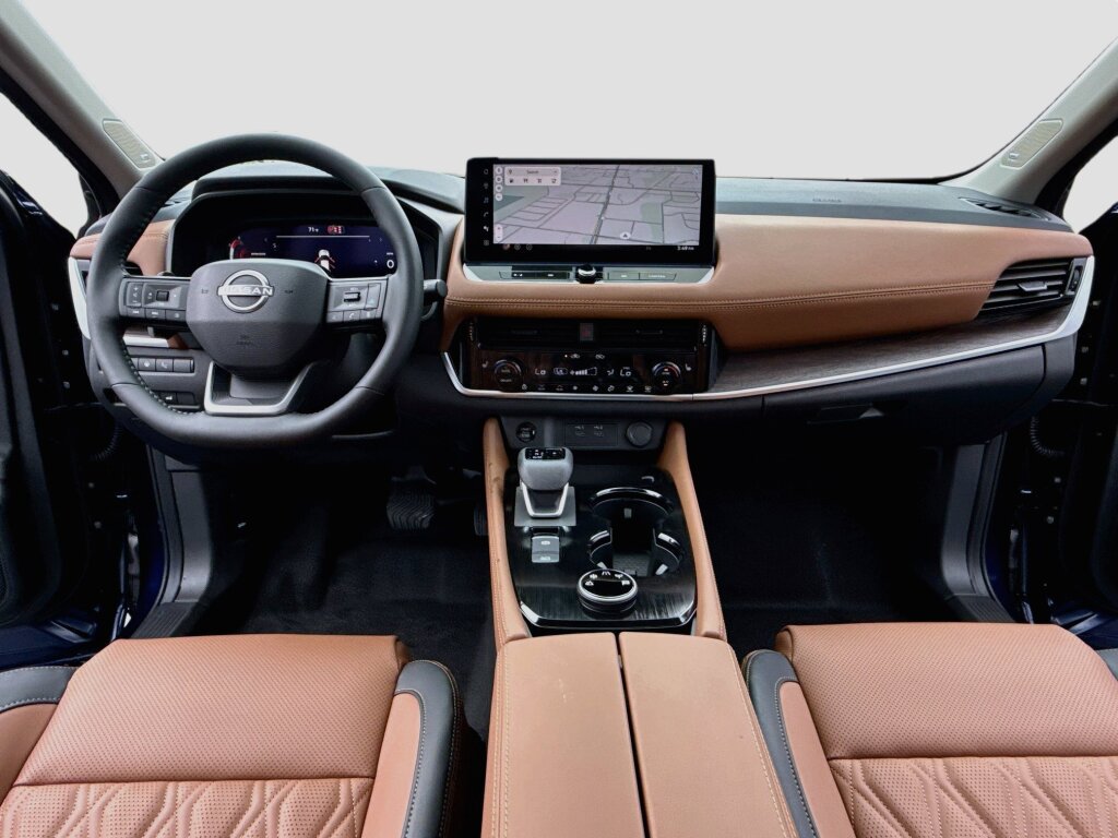 New 2026 Nissan Rogue Platinum w/ Platinum Premium Package AWD/4WD image 3