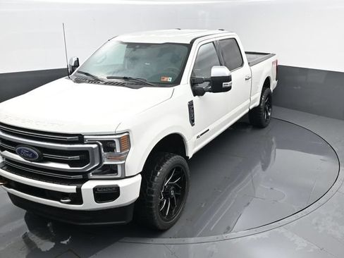 Used 2022 Ford F250 Platinum w/ FX4 Off-Road Package AWD/4WD image 23