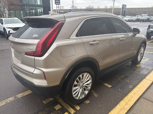 Certified 2024 Cadillac XT4 Luxury w/ Cold Weather Package image 2
