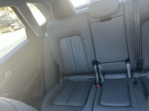 Used 2023 Audi Q5 2.0T Premium w/ Convenience Package image 12