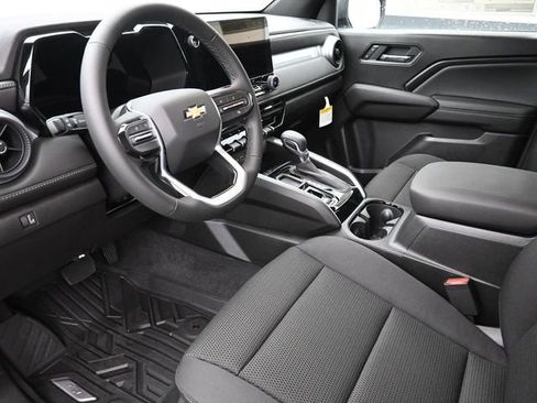 New 2026 Chevrolet Colorado LT image 18