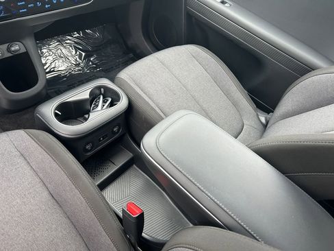 Certified 2024 Hyundai Ioniq 5 SEL AWD/4WD image 18