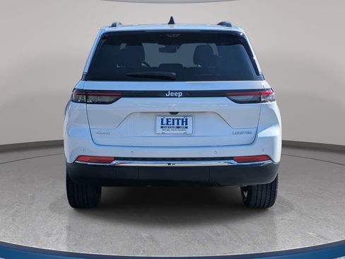 New 2025 Jeep Grand Cherokee Limited w/ Luxury Tech Group II AWD/4WD image 6
