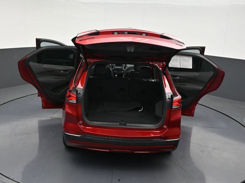 Used 2023 Chevrolet Equinox RS image 35