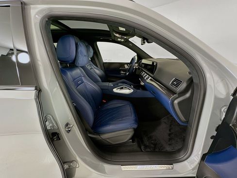 New 2026 Mercedes-Benz GLS 63 AMG 4MATIC image 33