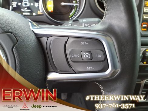 Certified 2023 Jeep Wrangler Unlimited Sahara w/ Cold Weather Group image 19