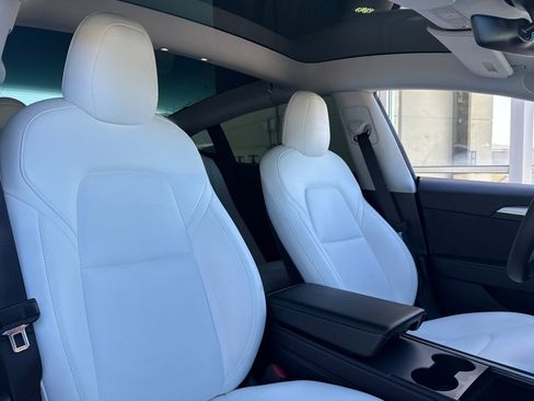 Used 2022 Tesla Model 3 Performance AWD/4WD image 30