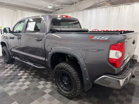 Used 2019 Toyota Tundra SR5 w/ SR5 Upgrade Package image 4