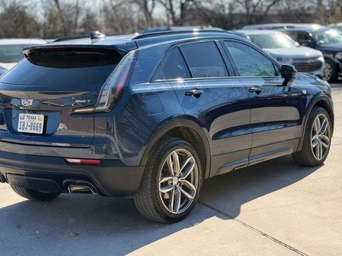 Used 2020 Cadillac XT4 Sport image 5