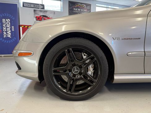 Used 2004 Mercedes-Benz E 55 AMG Sedan image 18