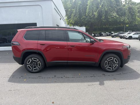 New 2026 Jeep Cherokee Limited AWD/4WD image 2