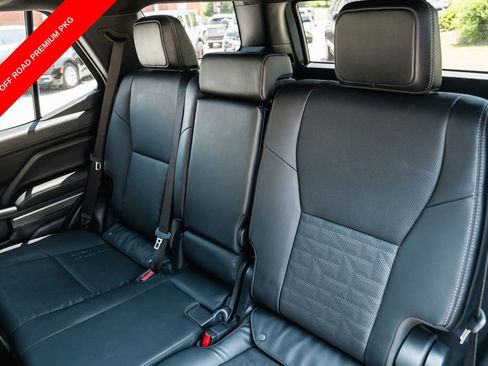 Certified 2025 Toyota 4Runner TRD Off-Road Premium AWD/4WD image 28