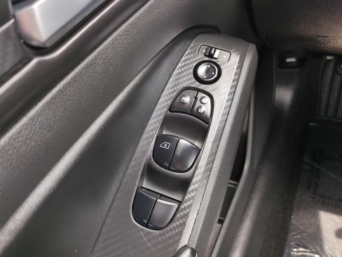 Certified 2024 Nissan Altima 2.5 SV FWD image 17