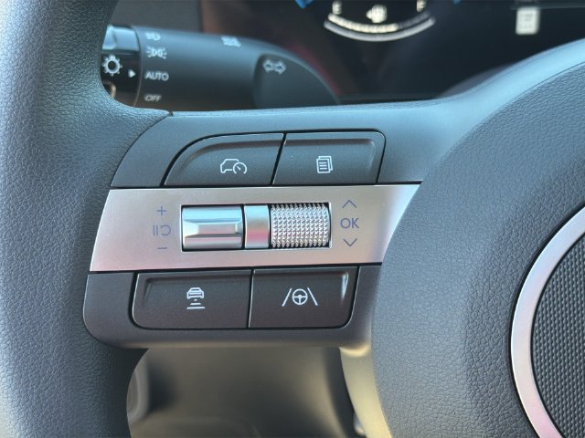 Used 2027 Hyundai Kona SE FWD image 27