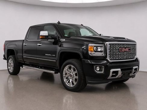 Used 2018 GMC Sierra 3500 Denali w/ Duramax Plus Package AWD/4WD image 1
